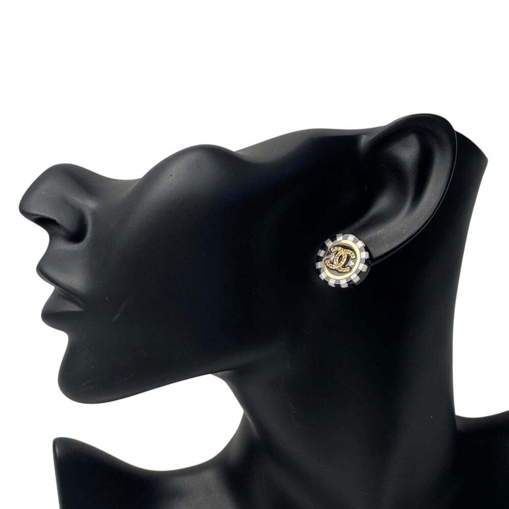 CHANEL Black Logo Earrings - Picture 2 of 6